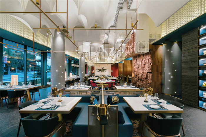 5D全沉浸式餐廳設計   溫哥華全聚德北京烤鴨店用餐區裝修設計方案