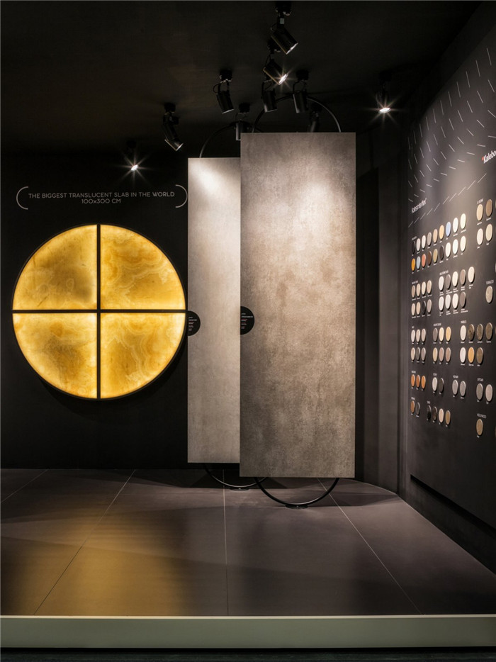 幾何創意  國外700平創意陶瓷展廳裝修設計圖